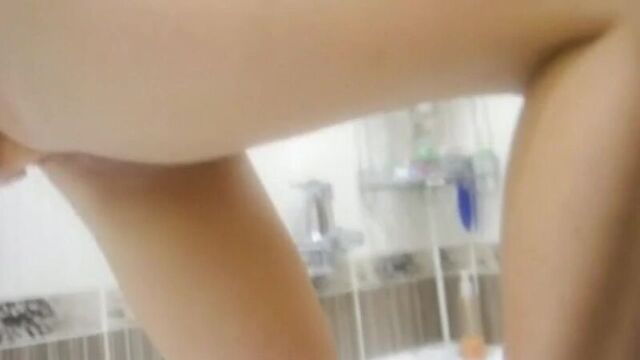 I jerk off my pussy while my husband is at work (private amateur homemade porn sex anal