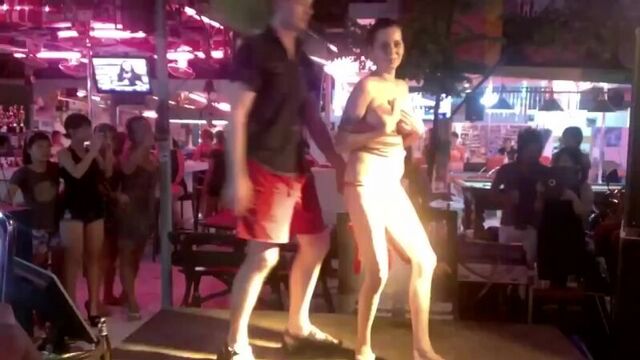 Homemade porn_ tourist resting [720p]