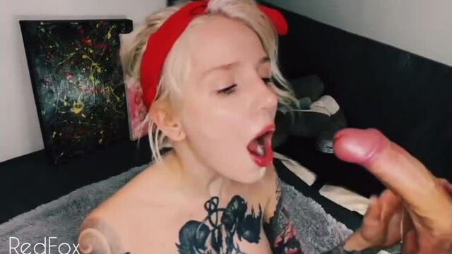Dasha sucks for new tattoos) Porn VK porno xxx