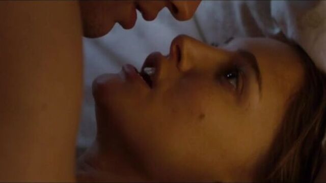 Natalie Portman Nude - Natalie Portman Nude - 2011 No Strings Attached - 2011 More than sex