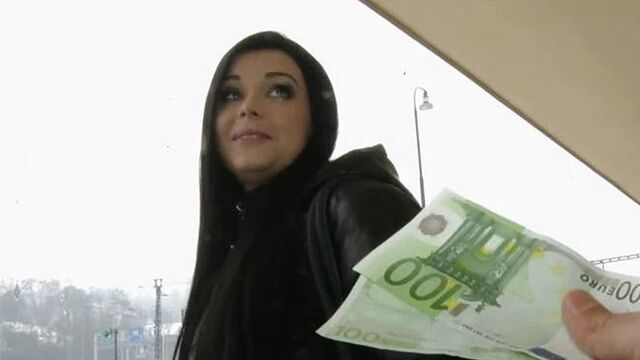 Young Czech girl breaks into dirty sex for cash
