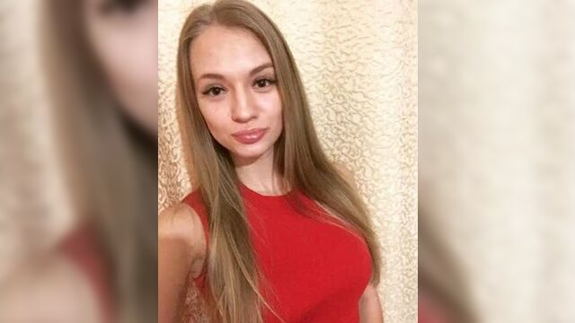 Chek-Yu Cute blonde