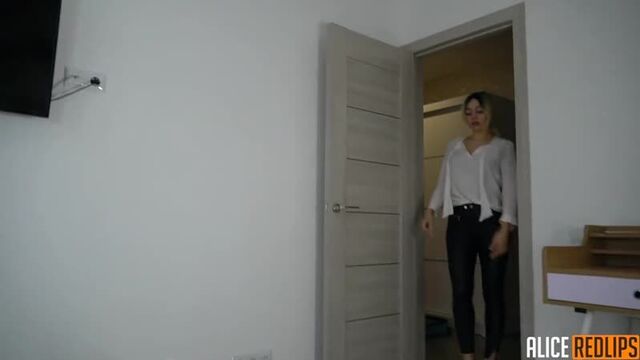 CUM IN ESCORT [Incest sister sister brother porn girls Sex teens blowjob amateur incest bdsm webcam mature