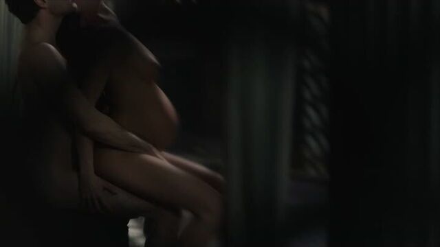 Kasia Smutniak, Claire Forlani, Alais Lawson - Domina / Kasia Smutniak, Claire Forlani, Alaïs Lawson - Domina (2021)