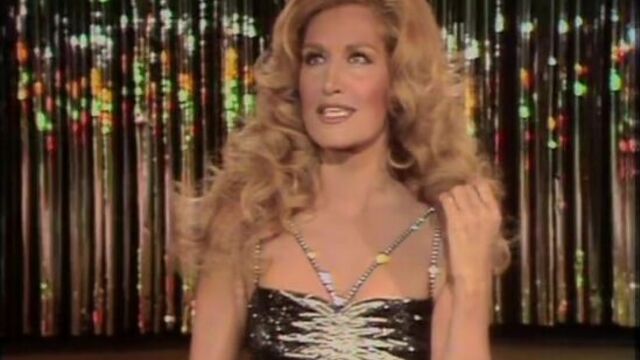 DELIDA (Dalida)☀ -♫ Il venait d'avoir 18 ans ♪ “Olympia”, 1981 / HQ