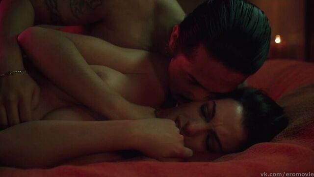 Sex scene with Anne Hathaway and Bijou Phillips