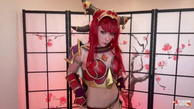 Sweetie Fox. Hot Alexstrasza from Warcraft deepthroats and fucks passionately. [EroSup]