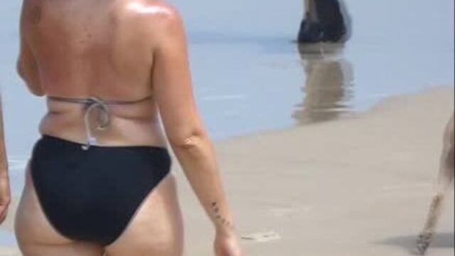Mature with a thick booty in a swimsuit