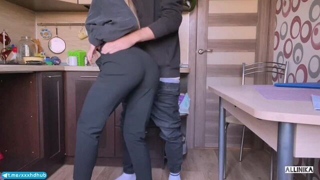 Alina called a fellow student over and gave herself to her pussy while her stepmother was not at home onlyfans porn porn drain blowjob anal mzhm zmzh