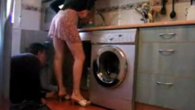 Beautiful thing for him to do to her with his hands and cunnilingus close-up sex porn erotica