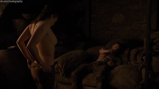 Maisie Williams naked - Game of Thrones (2019) Season 8 / Episode 2 (s08e02) HD 1080p