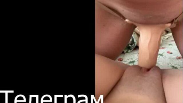 Lesbians fuck with each other and end up squirting and getting an orgasm (Gangbang, Cheating Sexwife, Lots of sperm, Orgy)