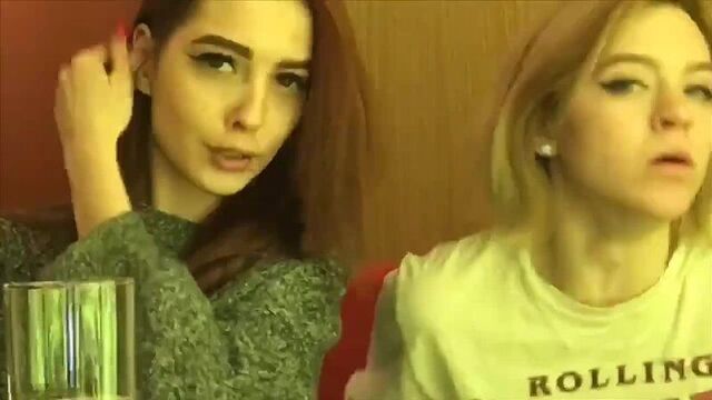 Webcamzv II Video chat recordings - TreshGirls Virt chat showed boobs More at https://t.me/seksprime